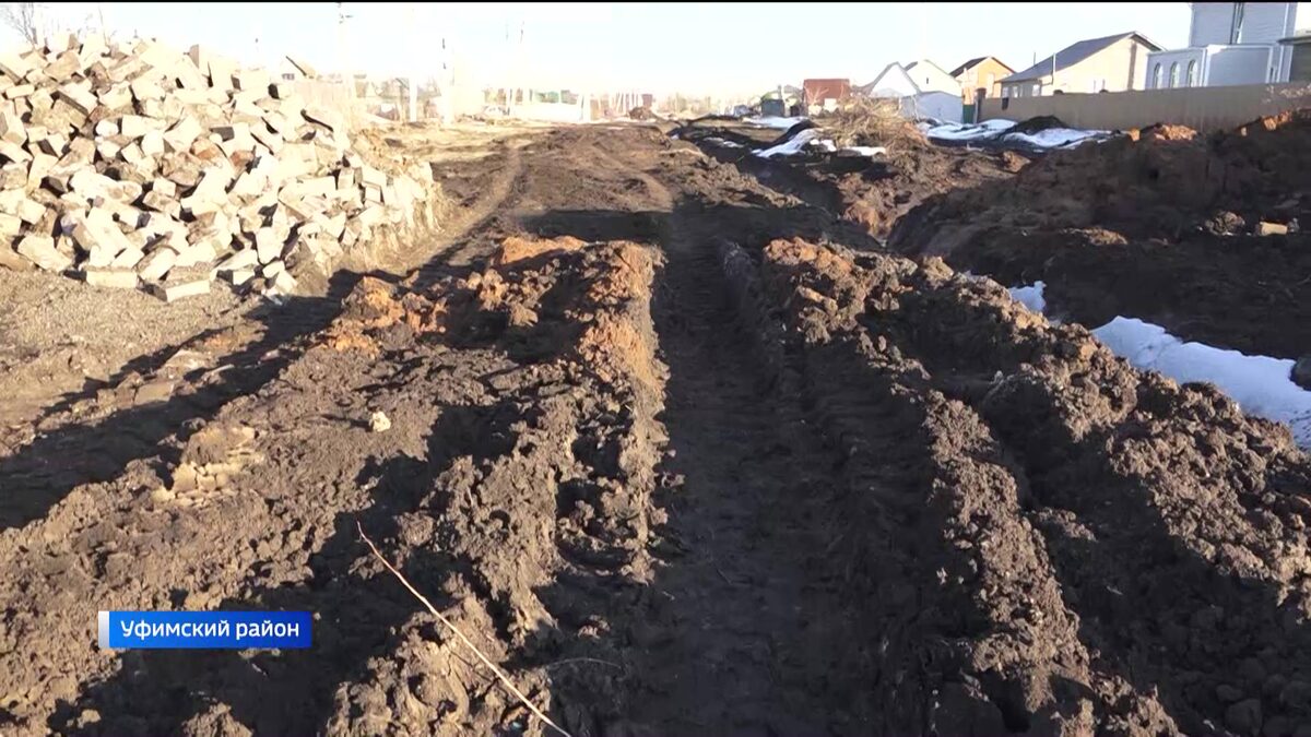    Как борьба с подтоплениями в Миловке под Уфой усложнила жизнь садоводам - репортаж «Вестей»