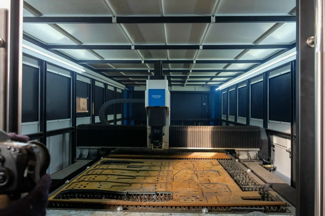 Какая мощность лазерного листореза подойдет вашему производству: 1,5-4 кВт, 6-12 кВт или от 20 кВт?