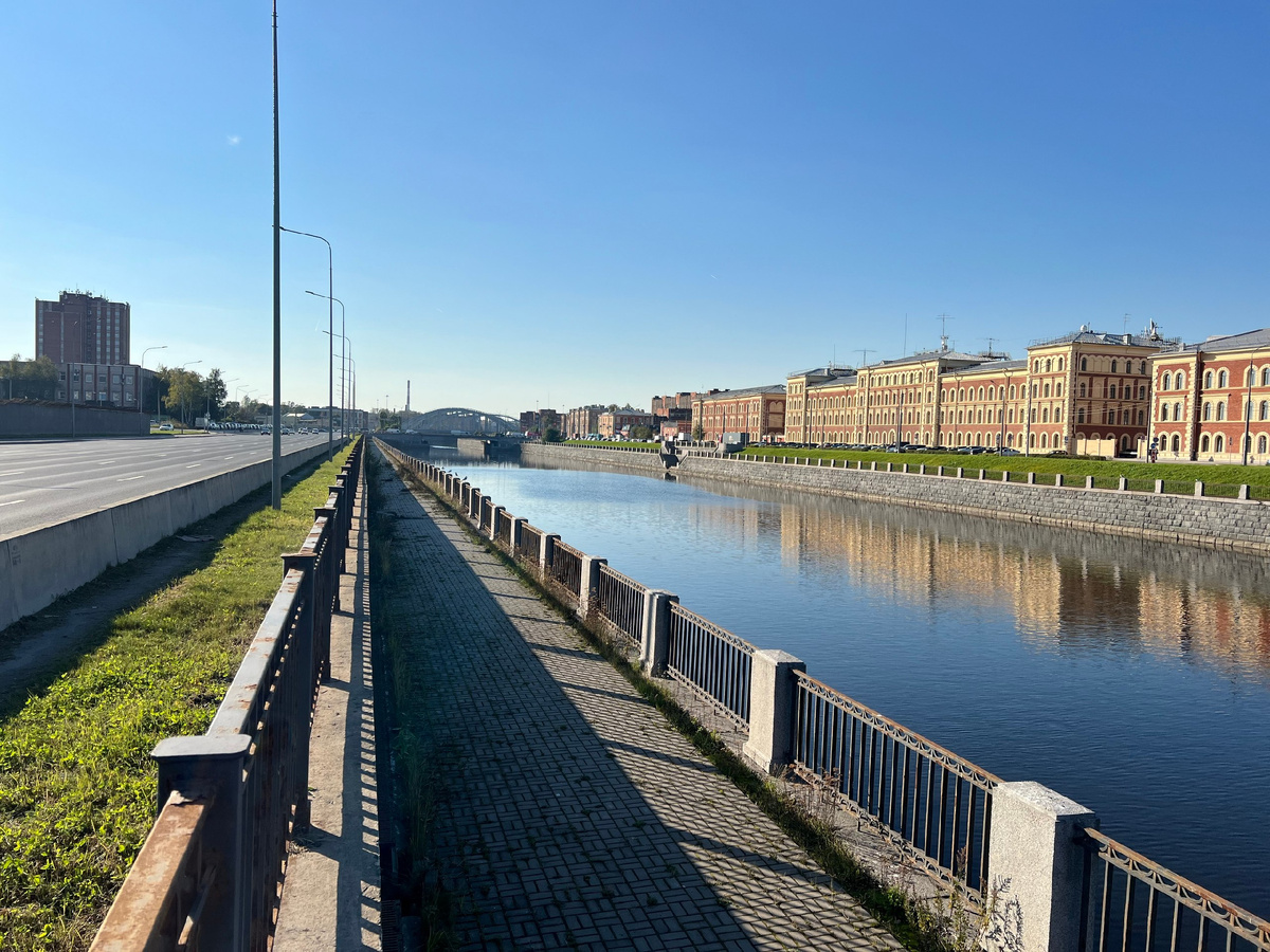 Автор фото: t.me/mostotrest_spb. Набережная Обводного канала в Петербурге.