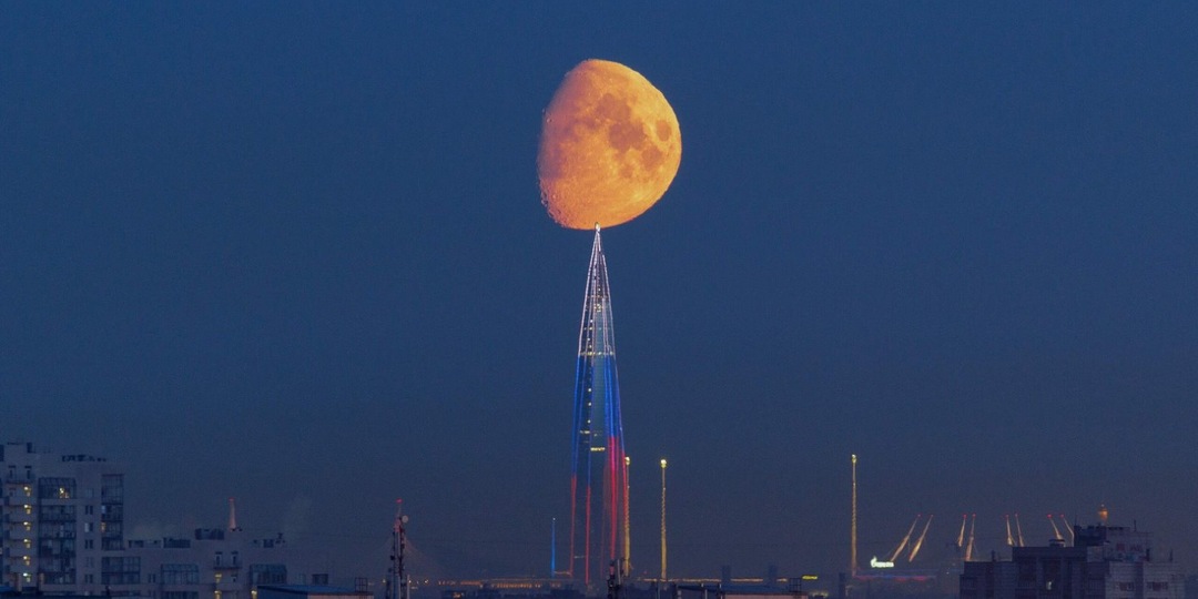 ФОТОЛЕНТА ЛАХТА ЦЕНТРА