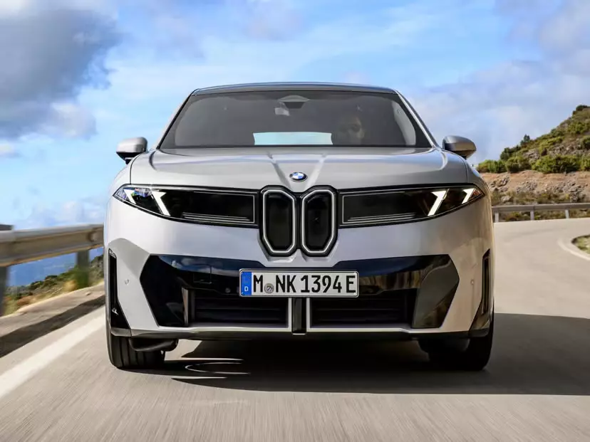 BMW iX3 2027 года