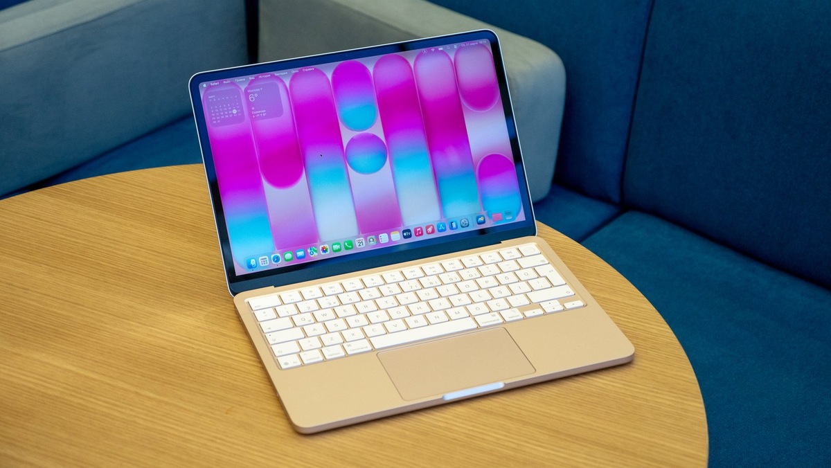    MacBook Neo