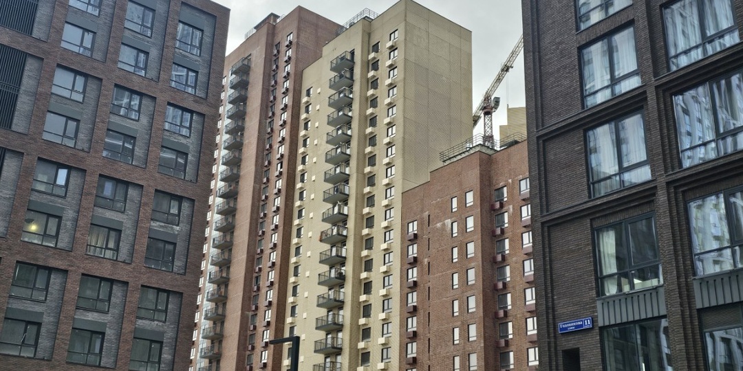 Цены на московские новостройки в марте выросли везде, кроме премиум-сегмента