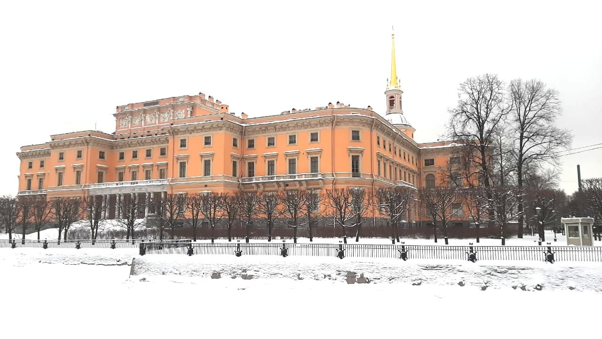 Михайловский дворец, Санкт-Петербург (личное фото)