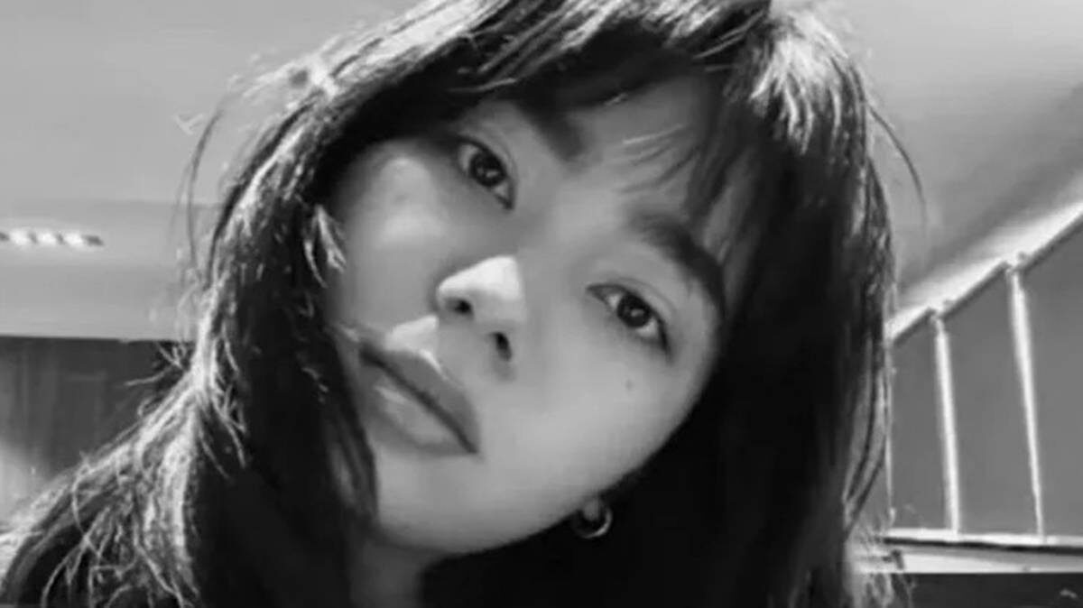    Фото: скриншот otyrar.kz