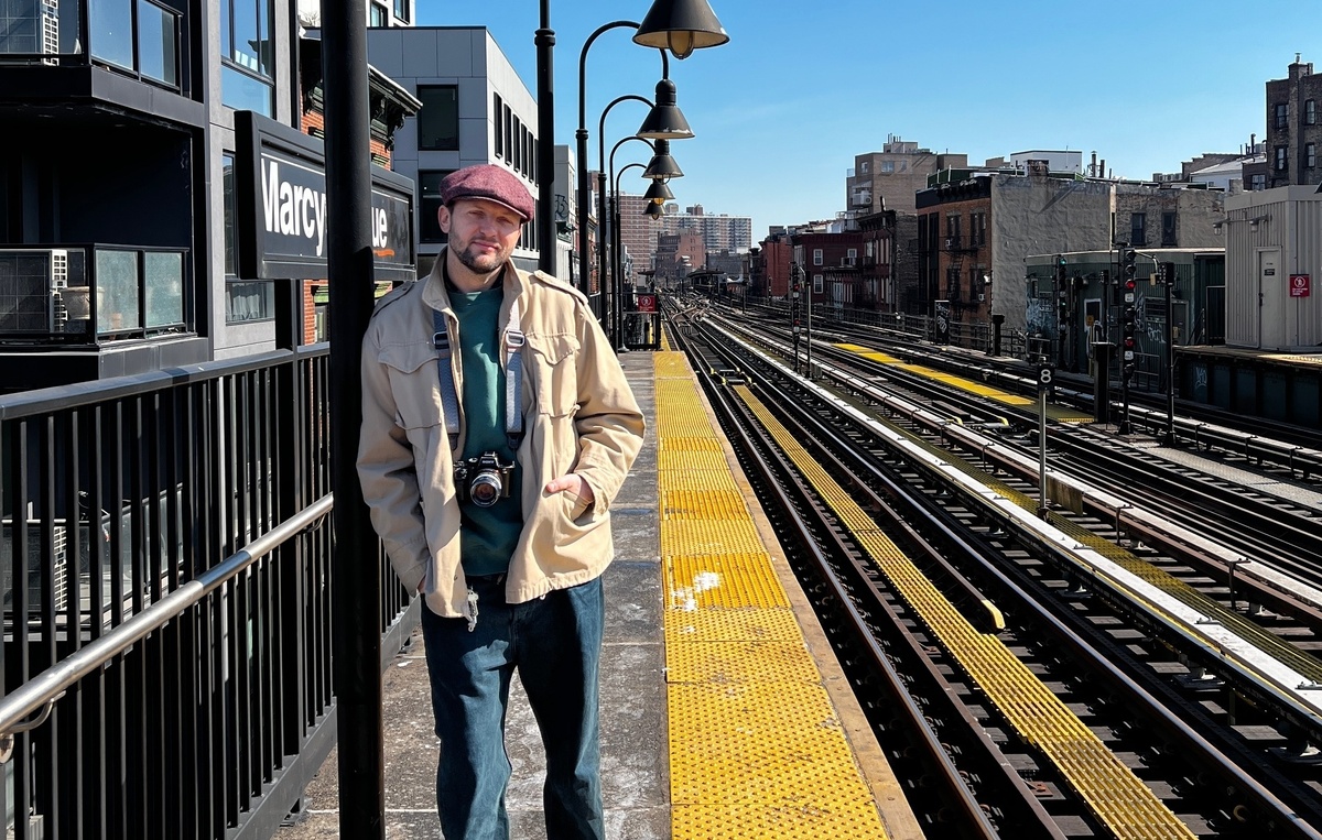    Основатель группы Krec Артем Бровков (Fuze)  Страница Fuze Krec в ВКонтакте