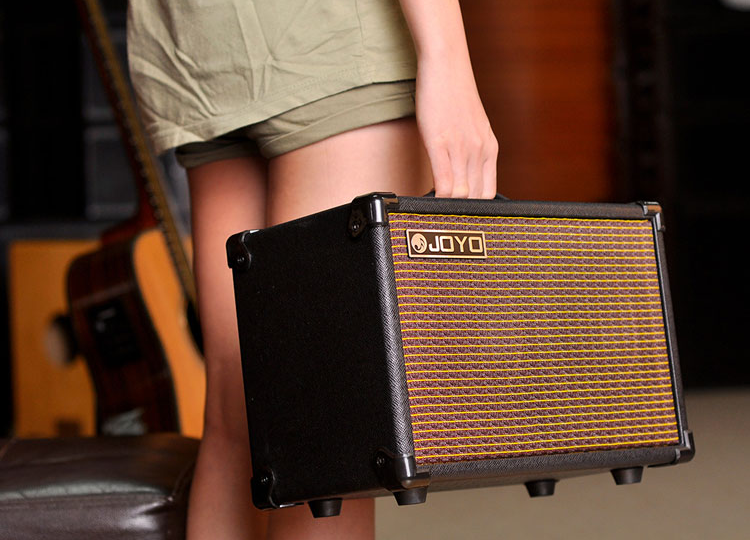 Гитарные комбоусилители: советы по выбору и обзор лучших моделей