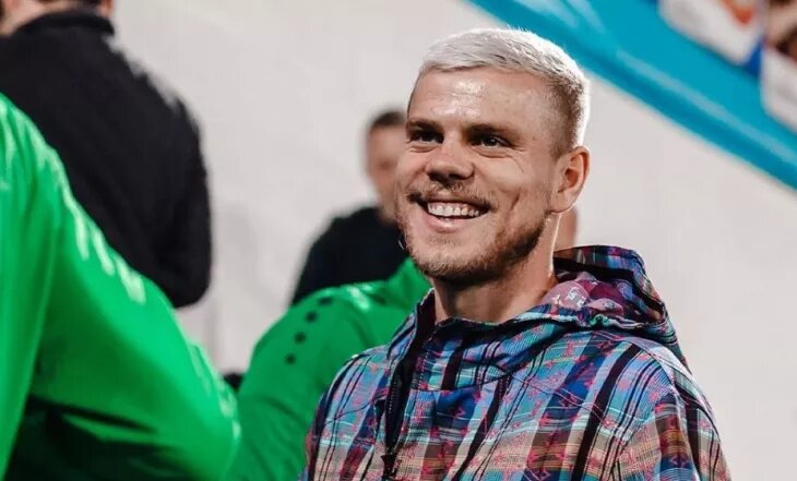 Карьера вечного странника под угрозой. Кому в РПЛ подойдет Александр Кокорин?