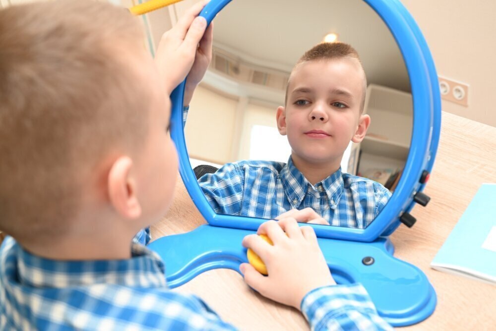 Зеркало для тренировки речи