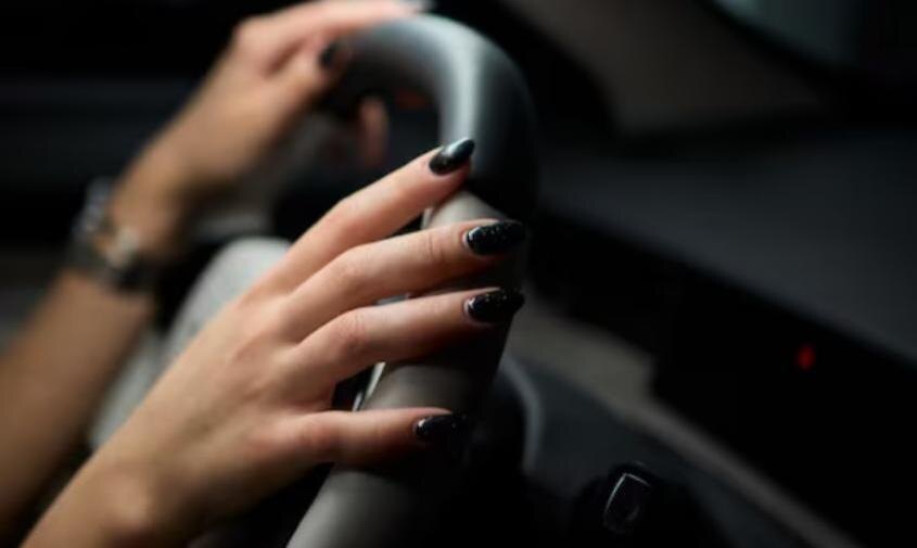 «Заправила» и себя, и машину: амурчанка лишилась автомобиля, на котором разъезжала в пьяном виде