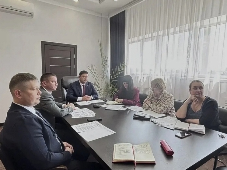     В Минэкономразвития Хакасии обсудили второй этап благоустройства Жемчужного. Фото: пресс-служба Минэкономразвития РХ