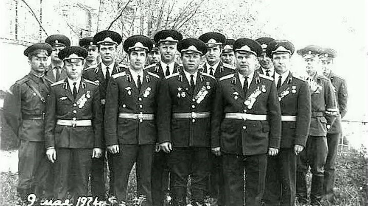 Офицеры бригады. 9 мая 1968 года. Возможно, узнаете знакомые лица.