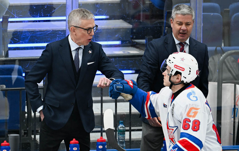 Игорь Ларионов, скорее всего, уступит место Леониду Тамбиеву. Фото: соцсети