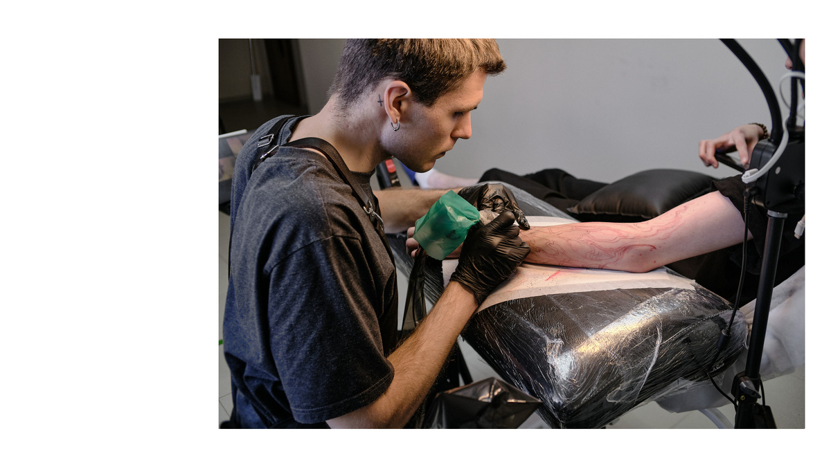 Тату-мастер Константин Григорьев. Предоставленное фото