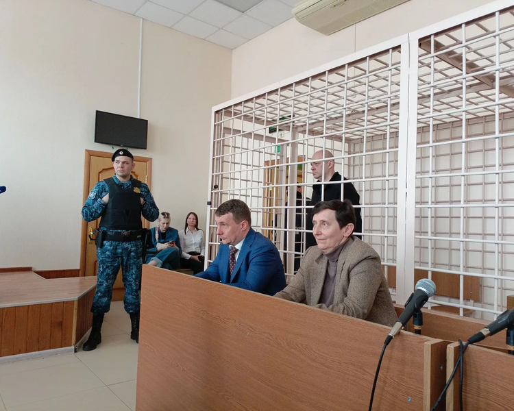     Смирнов заявил о передаче 100 миллионов рублей экс-губернатору Роману Старовойту