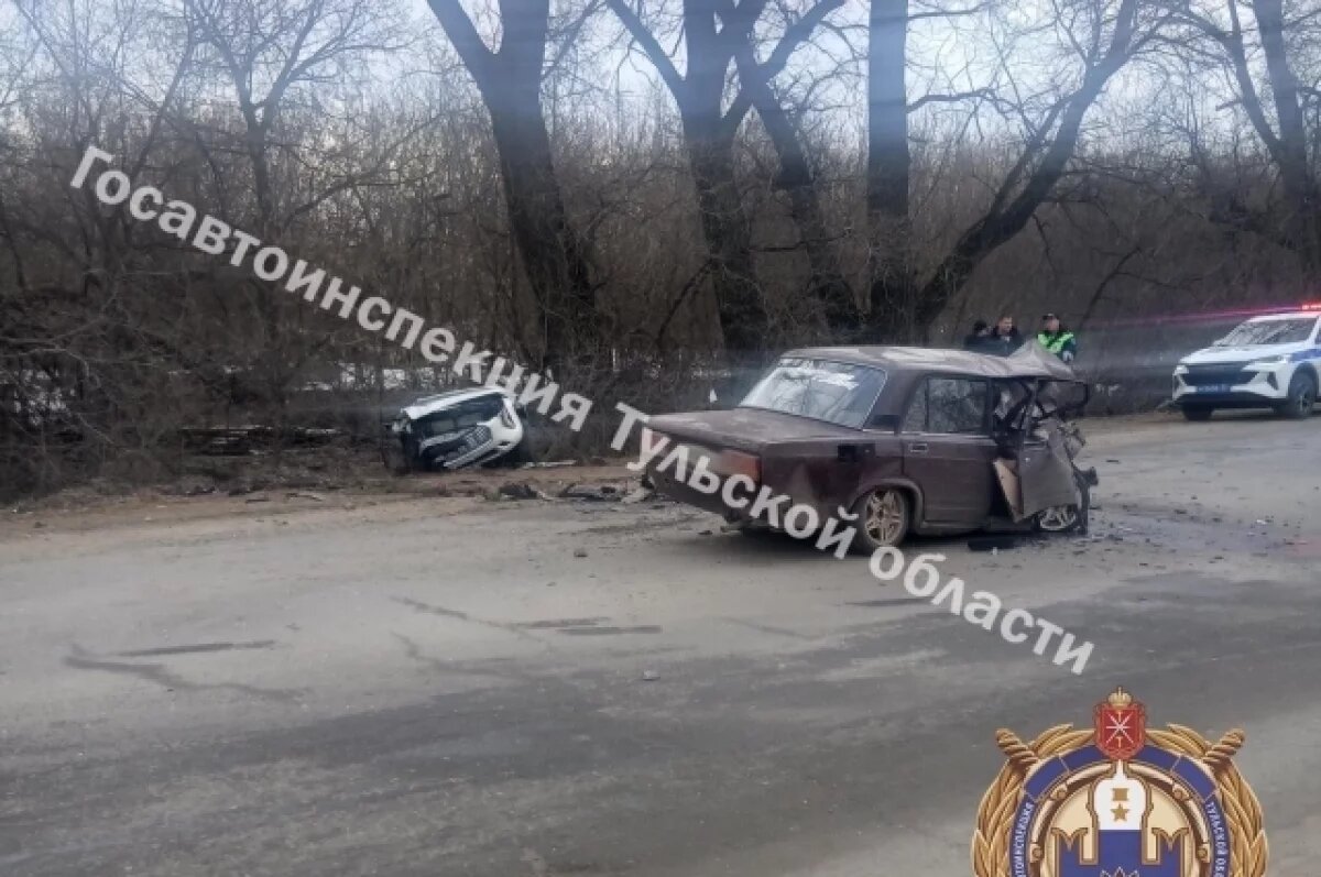    Водитель «ВАЗ» пострадал в ДТП на Комсомольском шоссе в Новомосковске