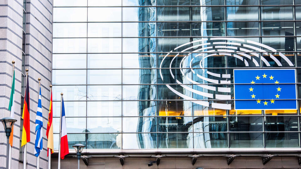     Euractive: конфликт на Ближнем Востоке показал зависимость Европы от США www.globallookpress.com/dpa/Alicia Windzio