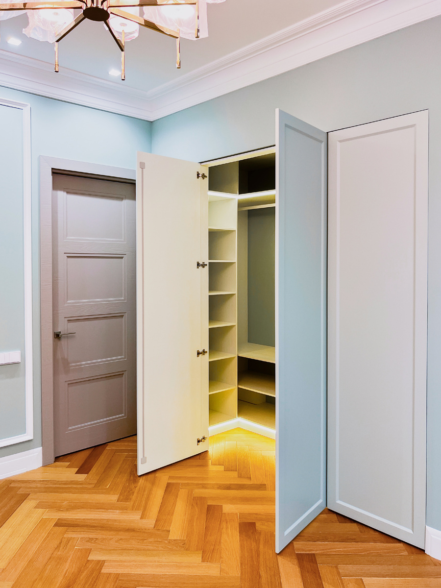 Один и тот же цвет при разном освещении — утро, день, вечер