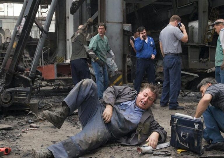 Как не повезло работнику предприятия металлобетонных конструкций в Брянске