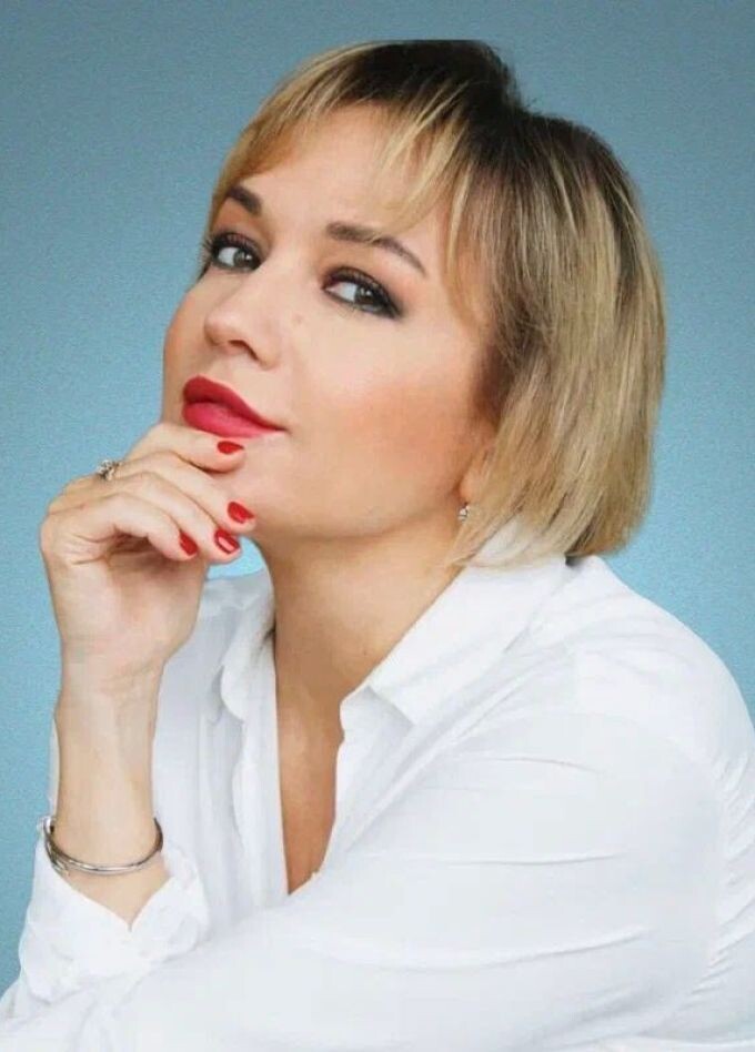 Плотный график и полные залы: Татьяна Буланова работает на износ.