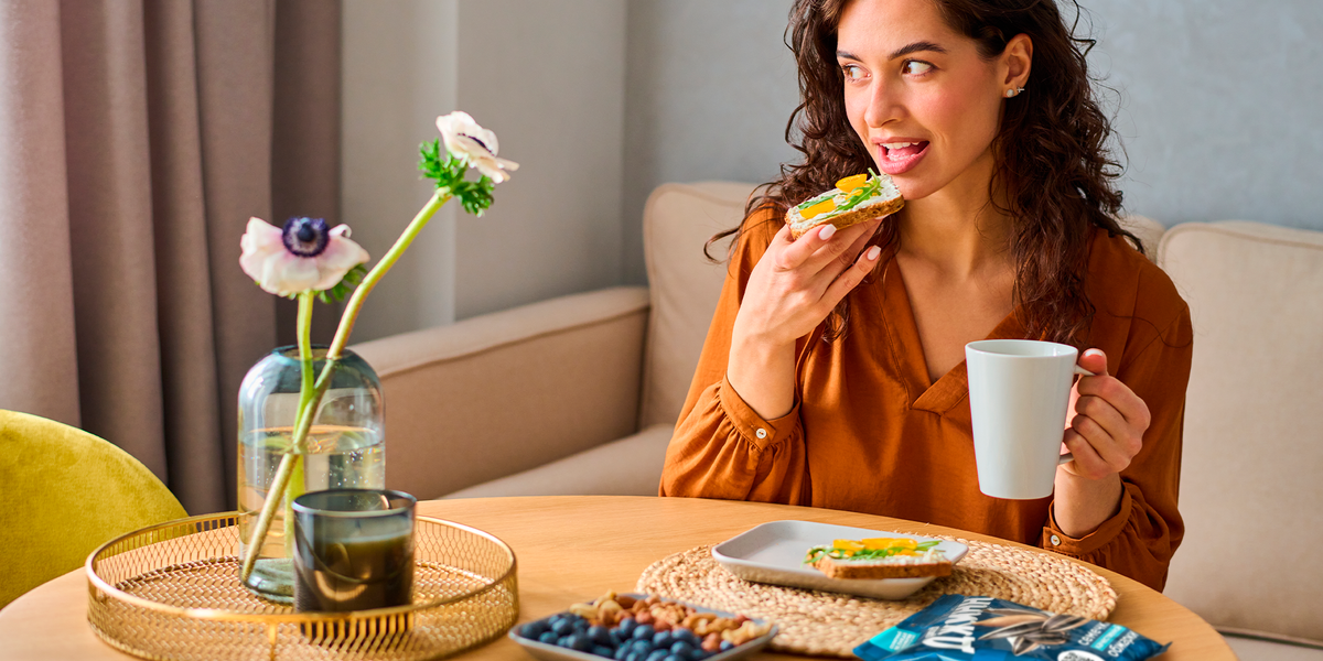 Осознанный прием пищи возвращает ощущение меры и помогает лучше понять реакцию организма.