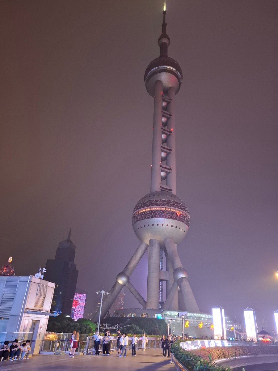 Телебашня "Восточная Жемчужина". Шанхай. Китай