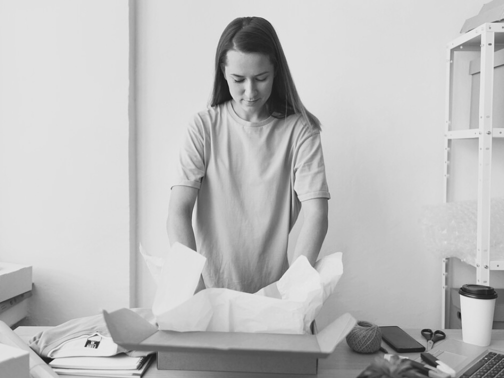 фото фрипик 💝 С любовью к каждому ,Наташа Эльберг- более 25 лет непрерывно практикующий энергопсихолог, кризисный психолог, синестет, автор книг-бестселлеров , автор методики ментальной трансформации и коррекции любых жизненных ситуаций с помощью специальных энергетических практик. Автор - мастер энергетического таро