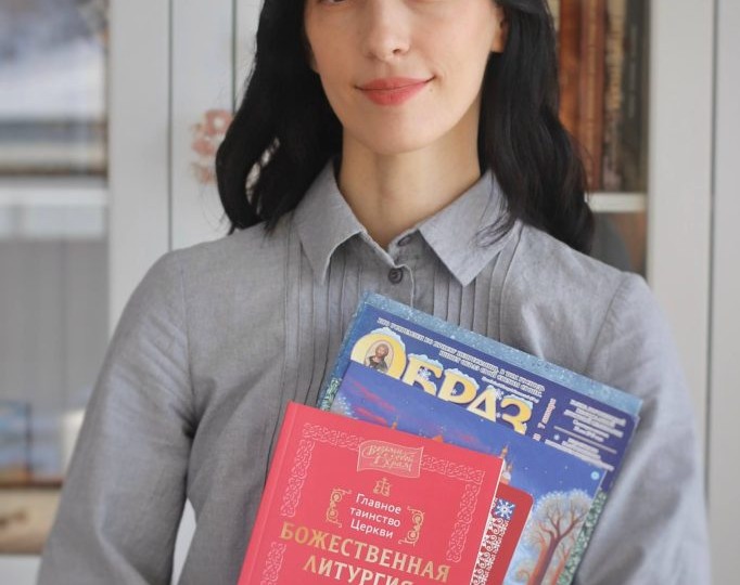 ИЗ ИКОНОПИСНОЙ МАСТЕРСКОЙ — НА СТРАНИЦЫ ДЕТСКИХ КНИГ