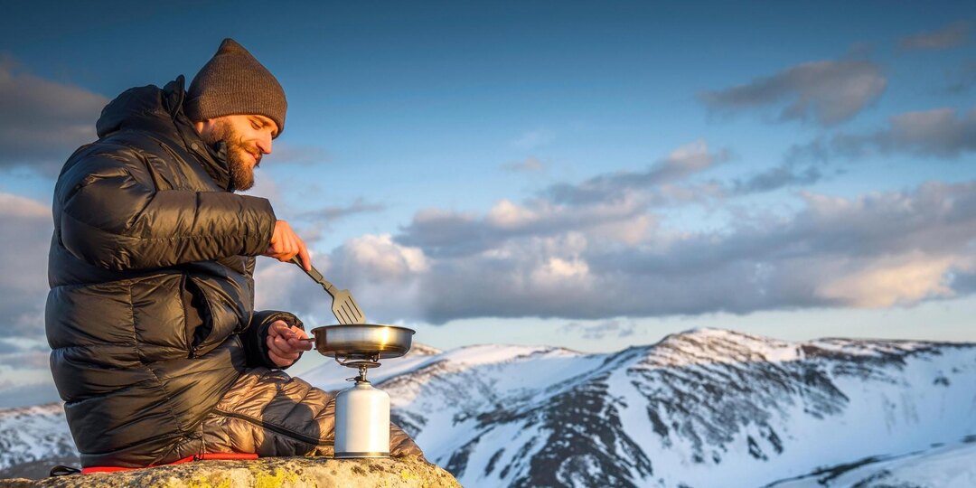 Организаторы восхождений на Эверест вызывали у альпинистов диарею