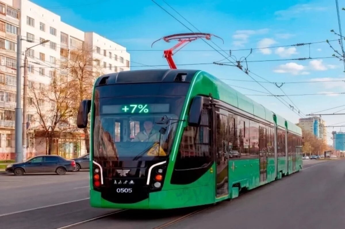    В Челябинске запустили «космические» трамваи для метротрама