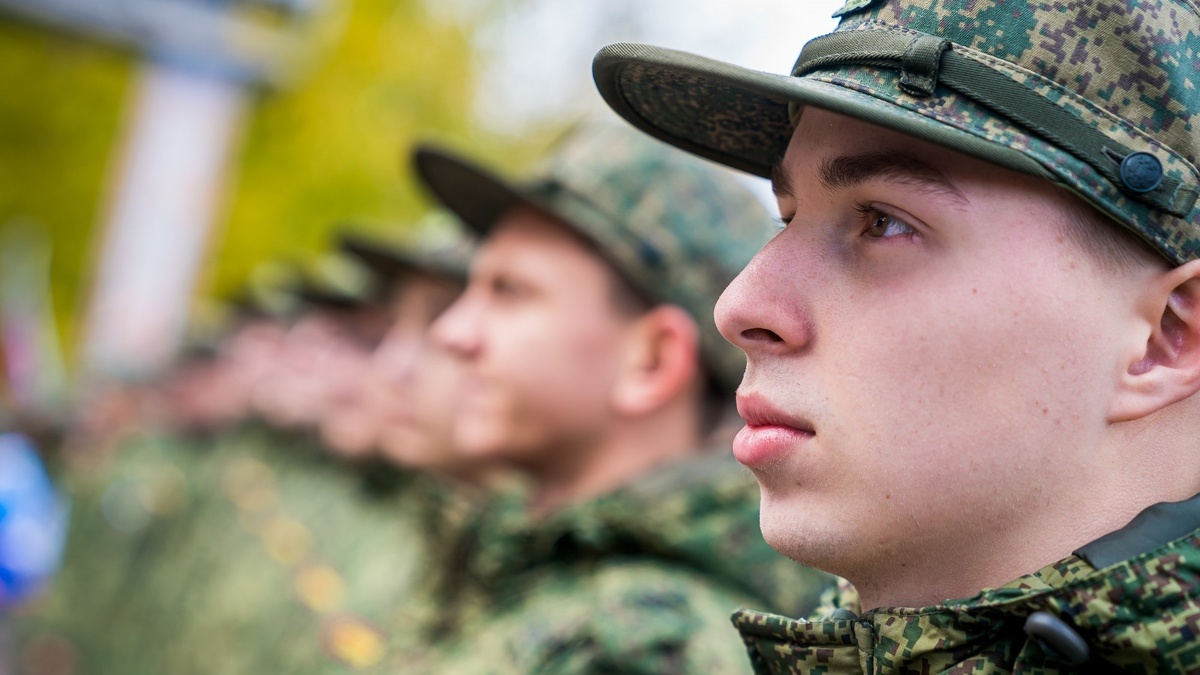    Больше 3000 югорчан в этом году отправятся на срочную службу