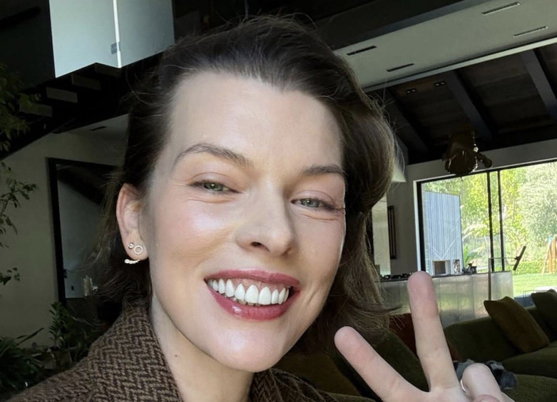     Милла Йовович