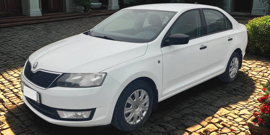 🚗 Покупать ли б/у Skoda Rapid в 2026 году: 10 плюсов и 10 ЖУТКИХ минусов
