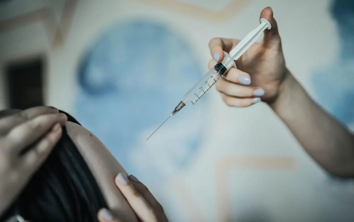    Первый пациент в России получил вакцину против рака