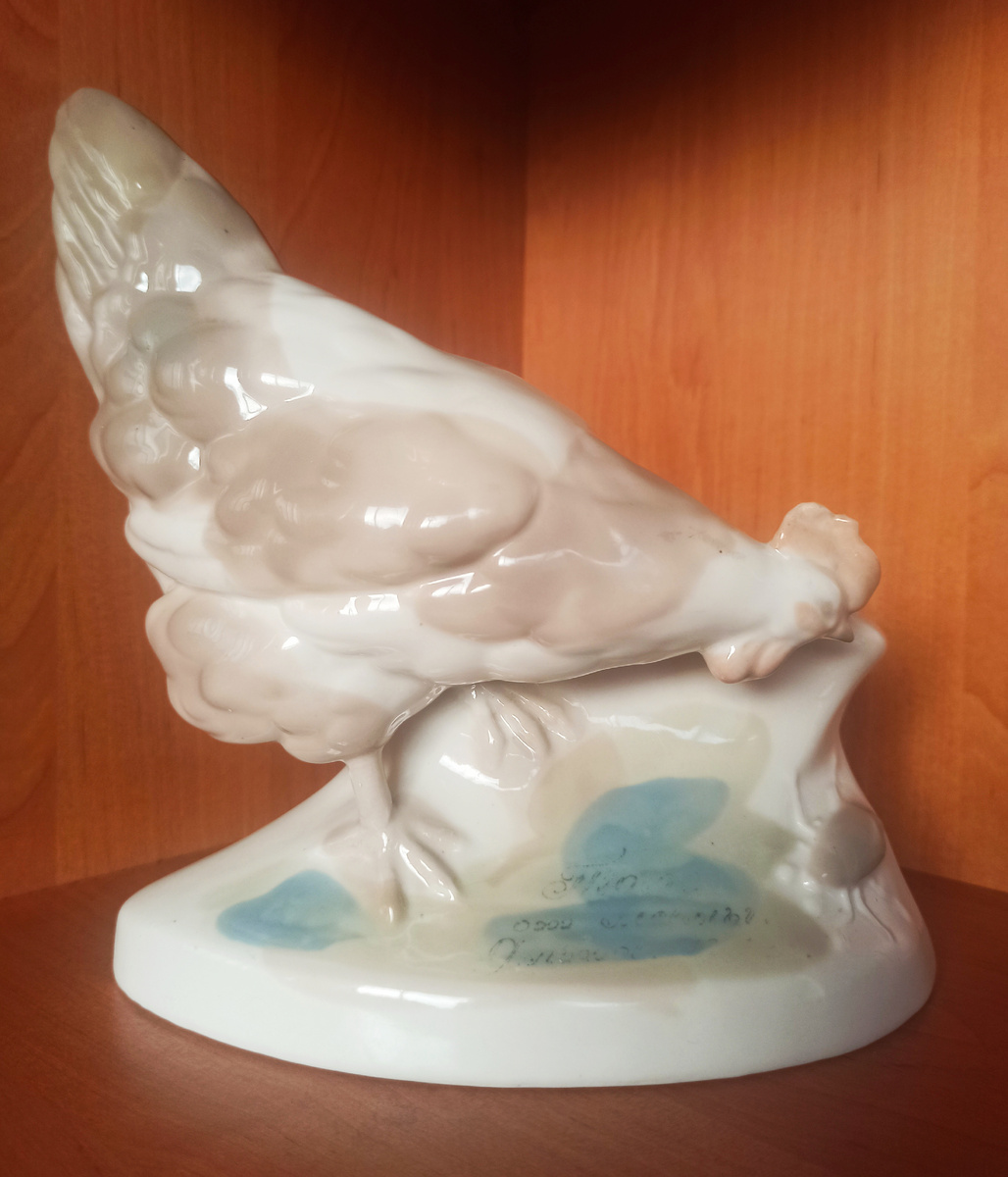 Моя карандашница  "Курица с жуком". Городница. 