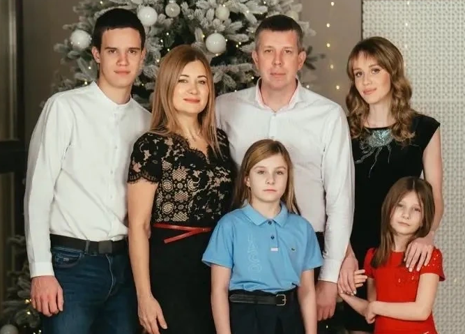 «РОДИТЕЛЬСКАЯ СЛАВА»: СЕМЬЯ РОДОМ ИЗ НПИ УДОСТОЕНА ГОСУДАРСТВЕННОЙ НАГРАДЫ