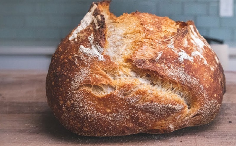 Деревенский каравай за 25 минут: как испечь роскошный домашний хлеб без особых хлопот  