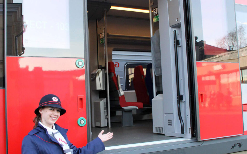      Не прошло и трети века: в Белоруссию из России теперь можно уехать на электричке
