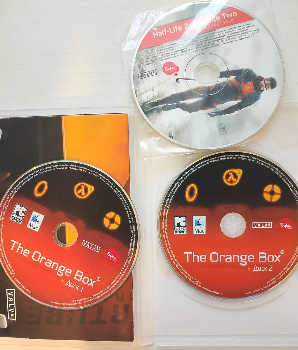 The Orange Box от Буки