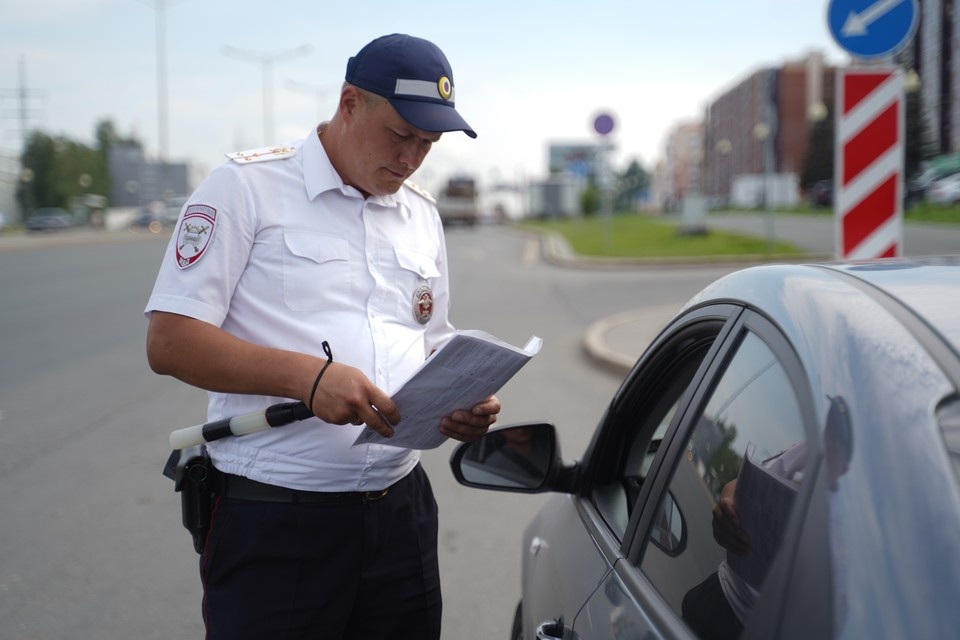    Сотрудники ГИБДД выявили подделку при проверке документов после ДТП Светлана МАКОВЕЕВА