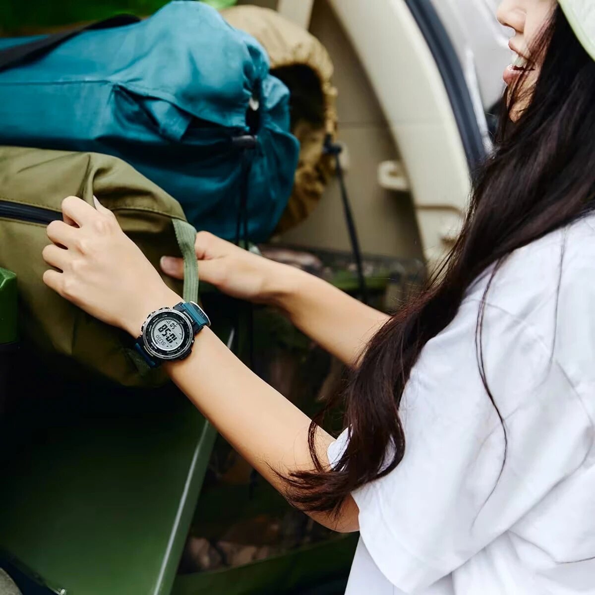 Высотомер зафиксирует подъем на высоту до 10 000 м — достаточно для восхождения на любую точку планеты