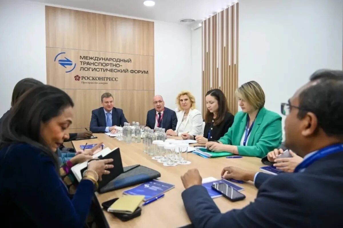    Петербург обсуждает с Шри-Ланкой запуск прямого авиасообщения