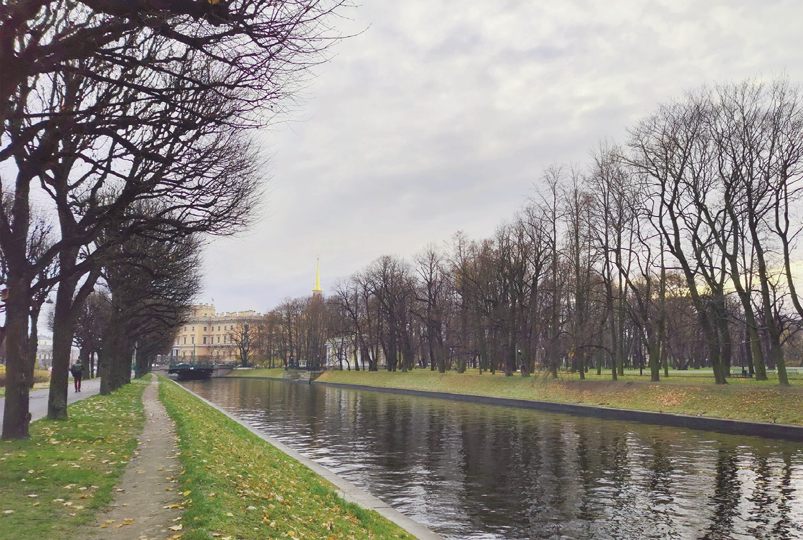 Набережная реки Мойки и ее окрестности