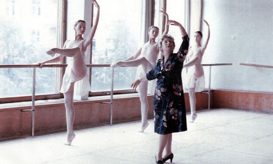 Отдать дань памяти этому союзу и творческой уникальности каждого в отдельности