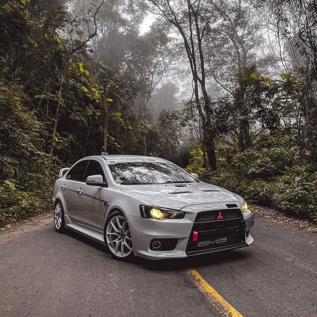 Mitsubishi Lancer Evolution X