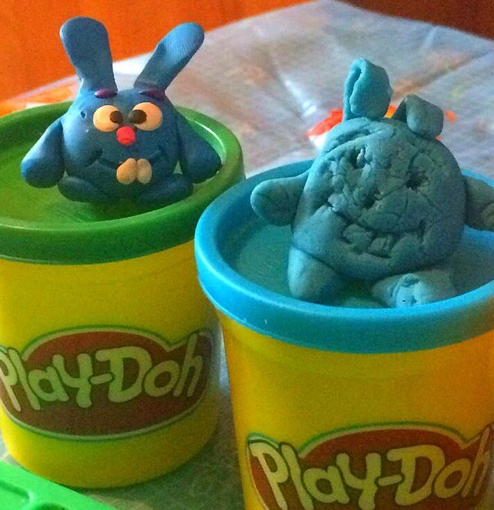 Слева Крош Сына, справа мой