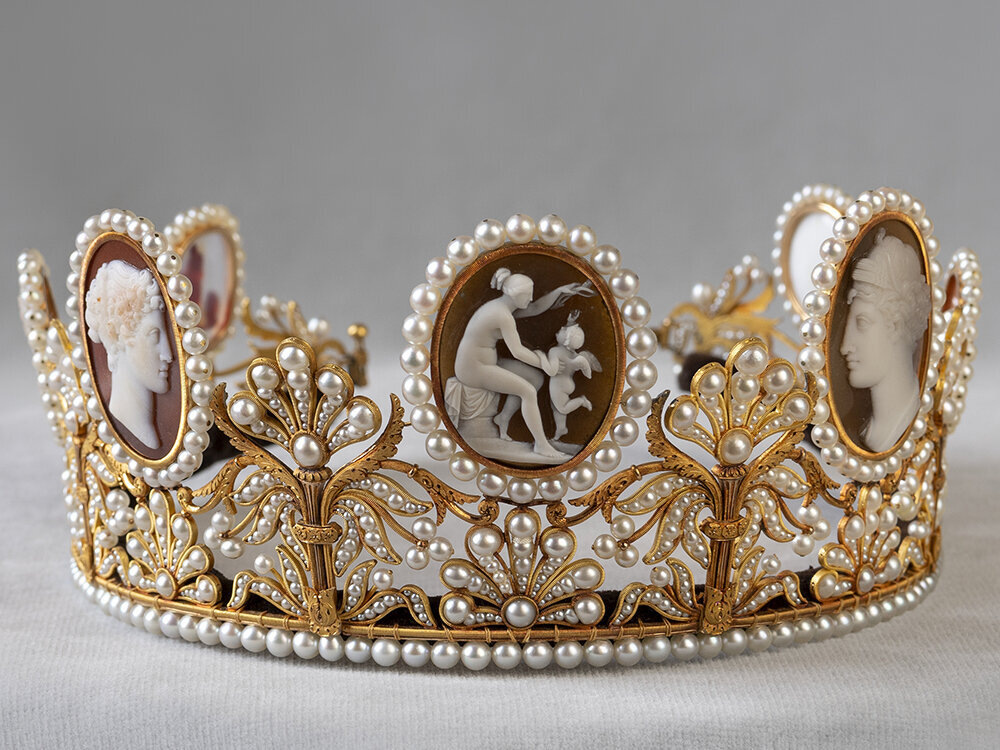 Тиара с камеями шведской королевской семьи, The Cameo Tiara (источник: kungahuset.se, автор фото Lisa Rehback) 