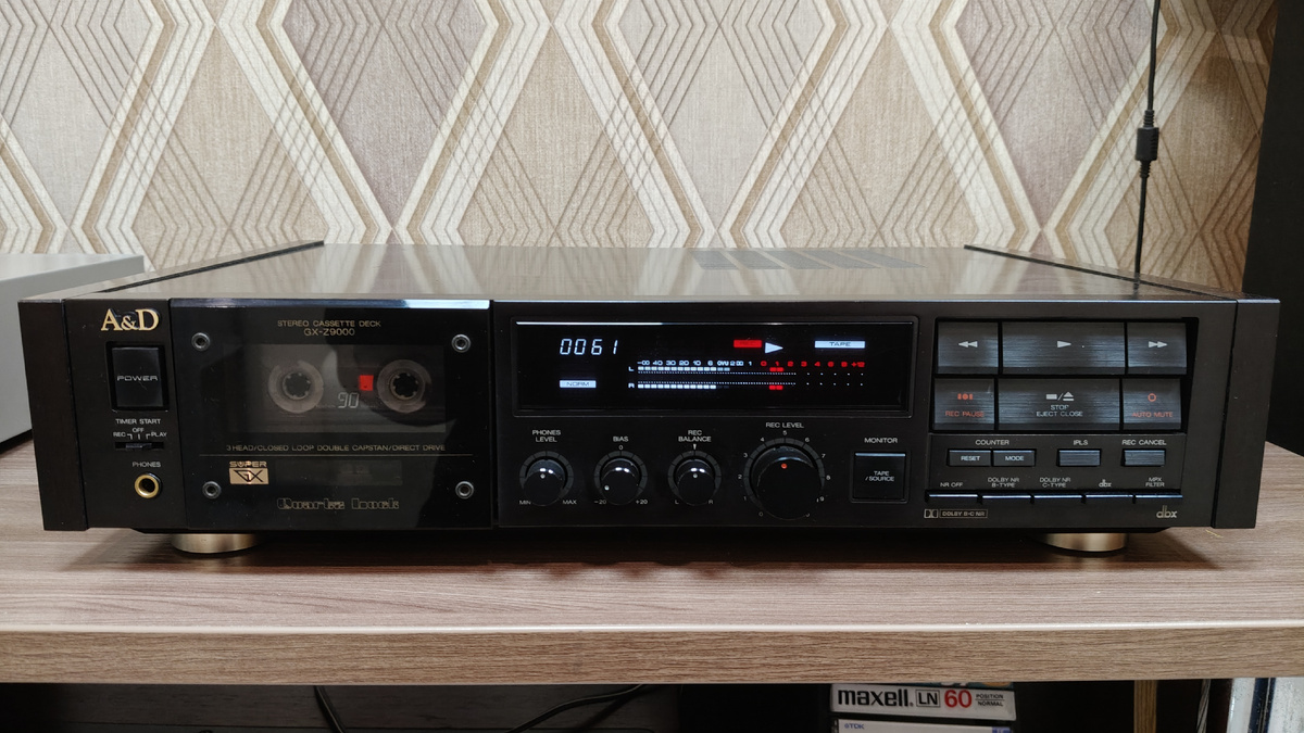 A&D GX-Z9000. Фото из моего личного архива.