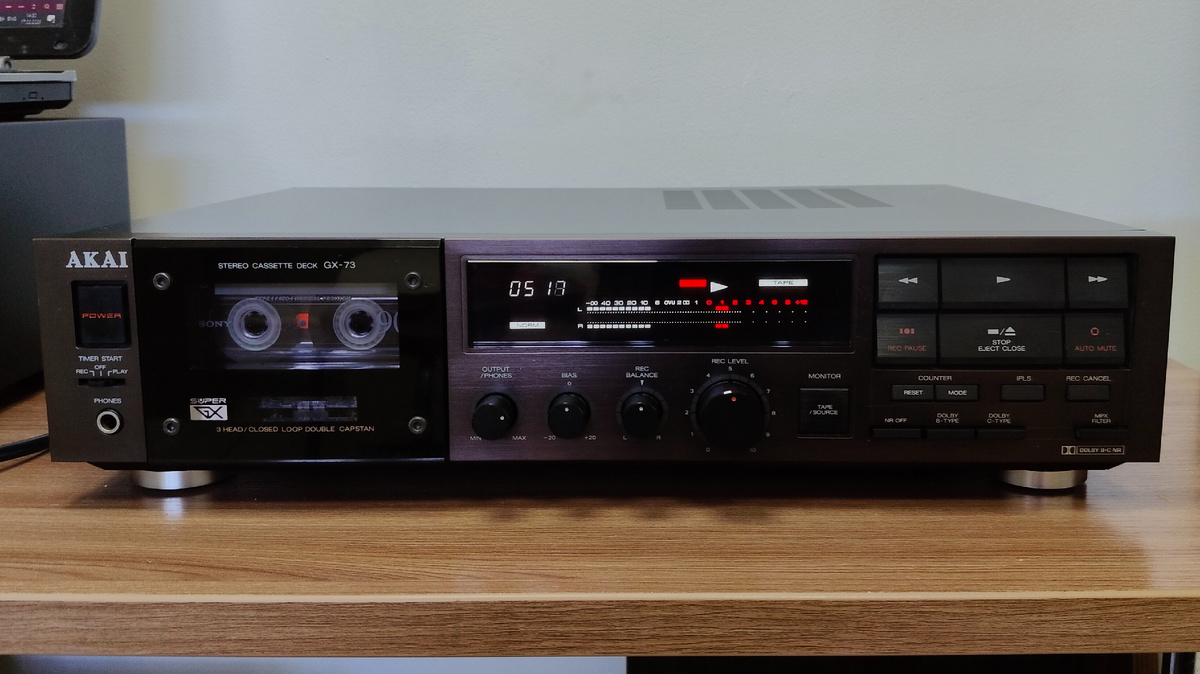 Akai GX-73. Фото из моего личного архива.