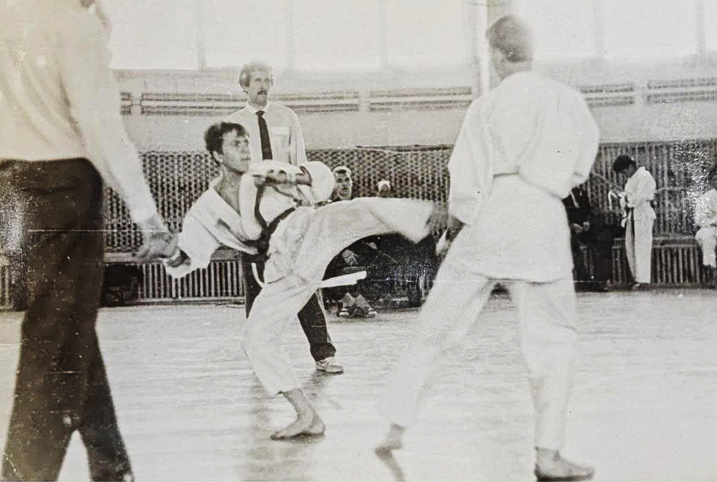 Первые победы к Артему пришли на татами